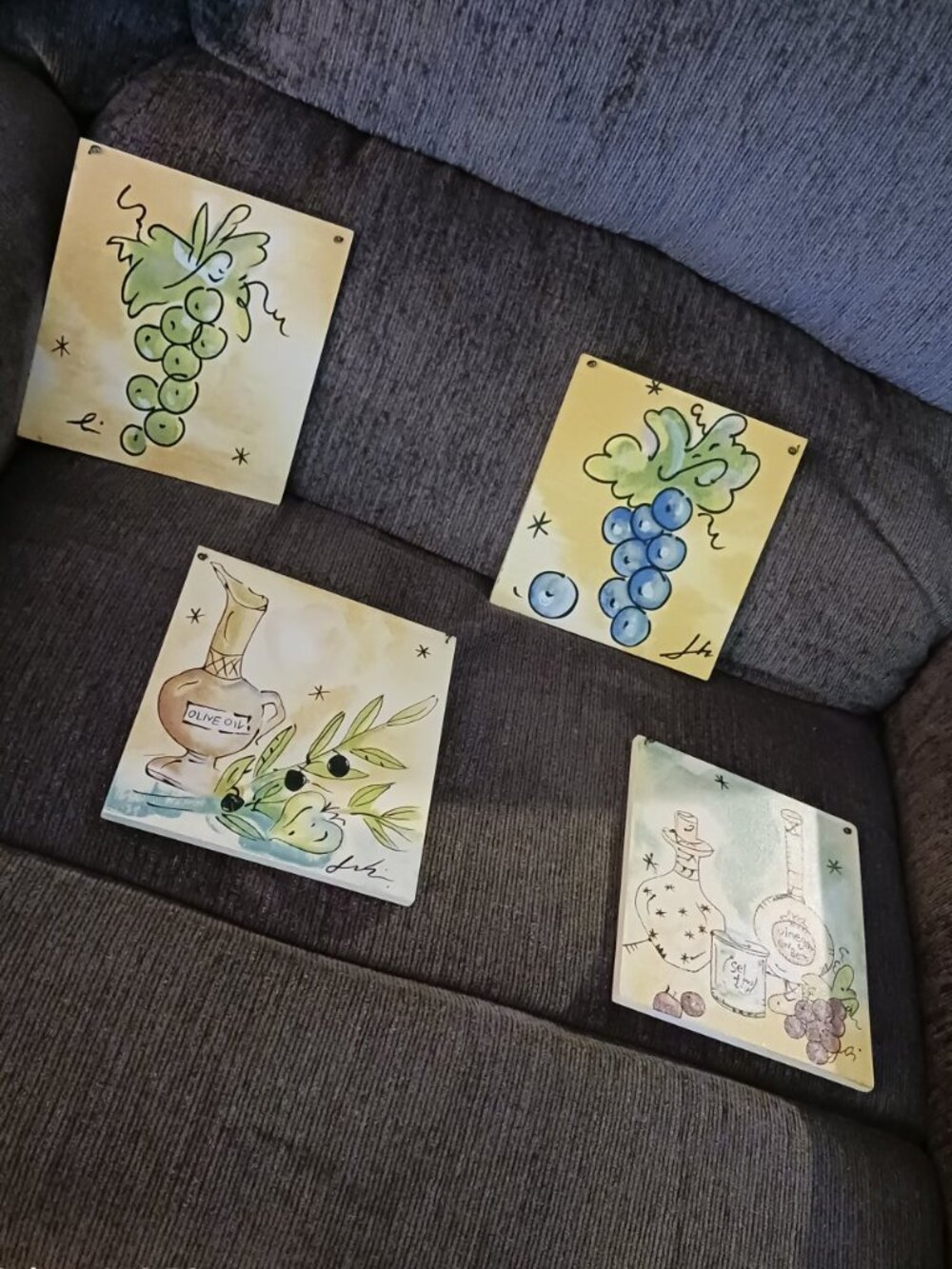 Grapes 4 Piece Unique Wood Handmade Kitchen Wall Hanging Plaques Set